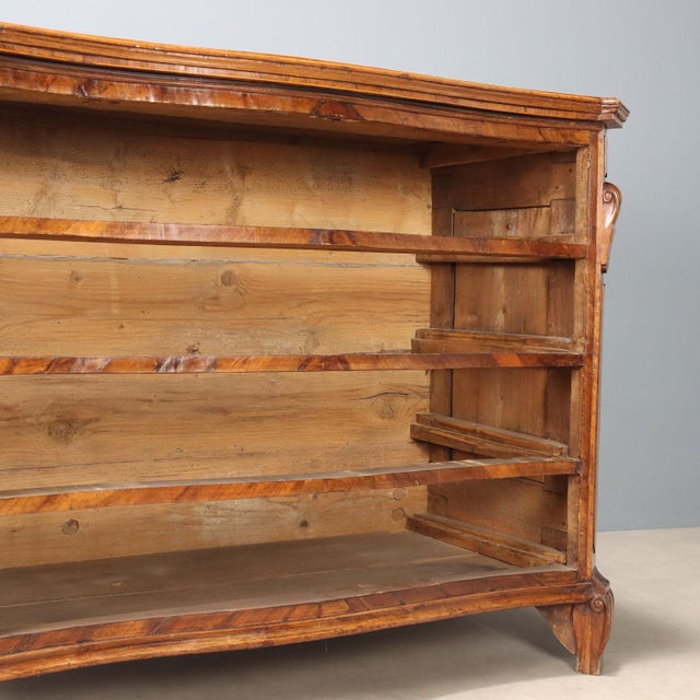 Antique Baroque Chest of 4 Drawers in Walnut, 18th Century For Sale - Image 11 of 13