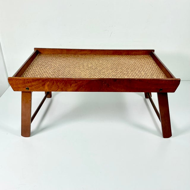 Boho Chic 1980s Vintage Boho Chic Coastal Woven Rattan Top Wood Lap Tray For Sale - Image 3 of 15