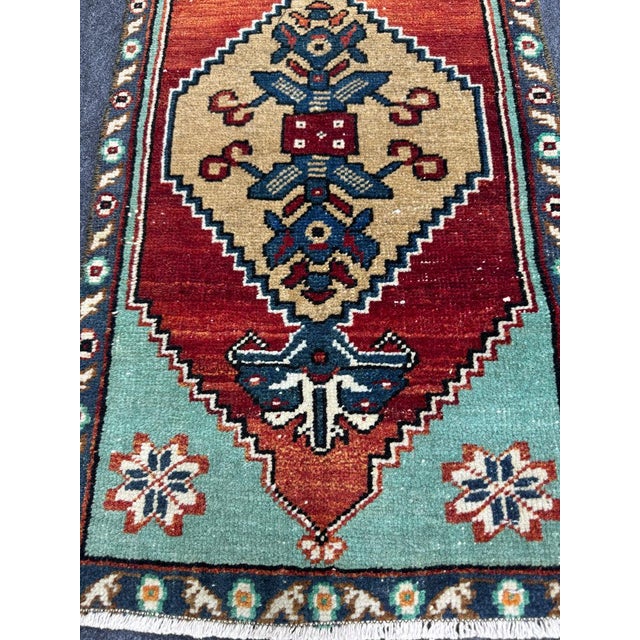 Contemporary Turkish Yastik Rug 1'6" x 2'7" For Sale - Image 3 of 5