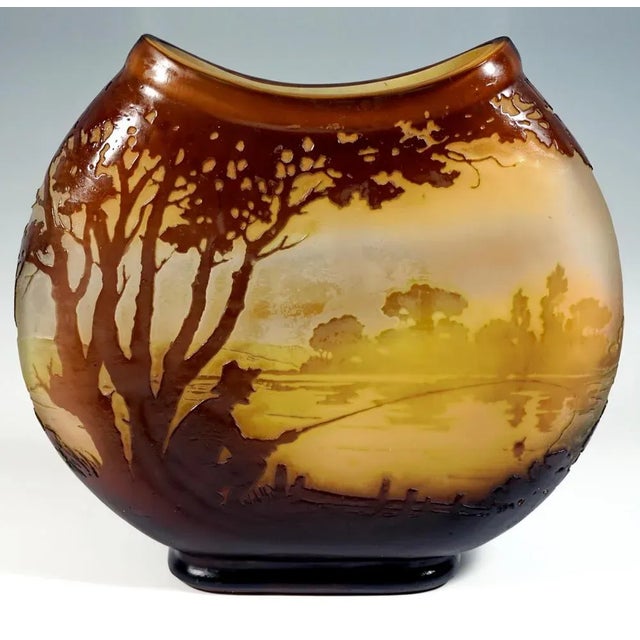 Glass Large Round Art Nouveau Style Gall Cameo Vase with Seascape Decor from Emile Gallé, France, 1905 For Sale - Image 7 of 10
