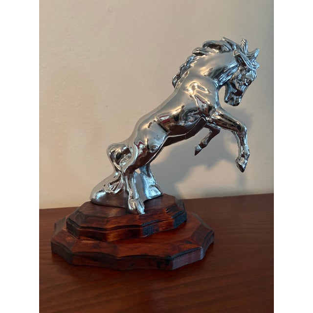 Hollywood Regency Vintage Chrome Rearing Horse Sculpture on Wood Base, Hood Ornament Style For Sale - Image 3 of 7