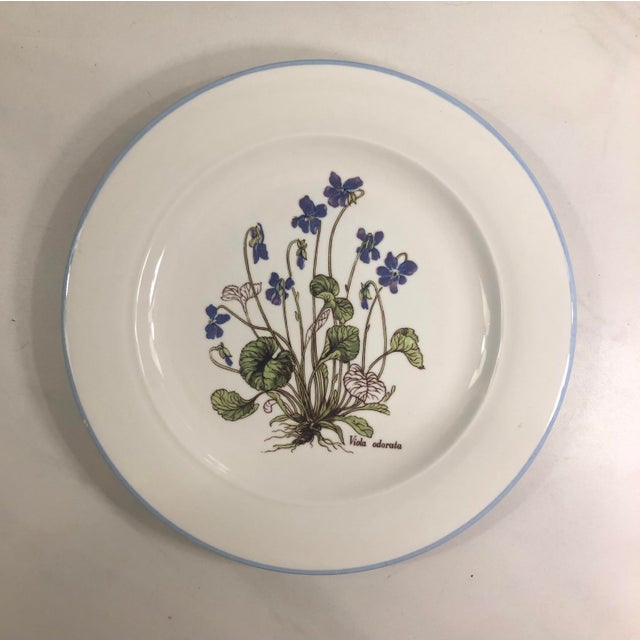 Art Nouveau Italian Ceramiche Floral Decorative Plates (Set of 4) For Sale - Image 3 of 8