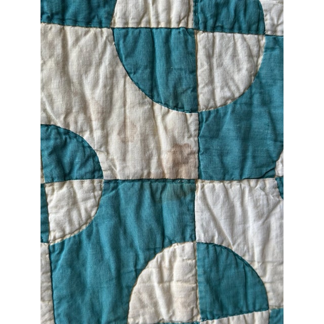 Vintage Teal + Soft Yellow Cotton Drunkard's Path Circle Quilt, Circa 1930s-40s For Sale - Image 14 of 18