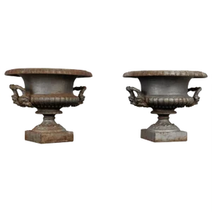 19th-Century Swedish Cast Iron Urns from J. & C.G. Bolinder Stockholm, Set of 2