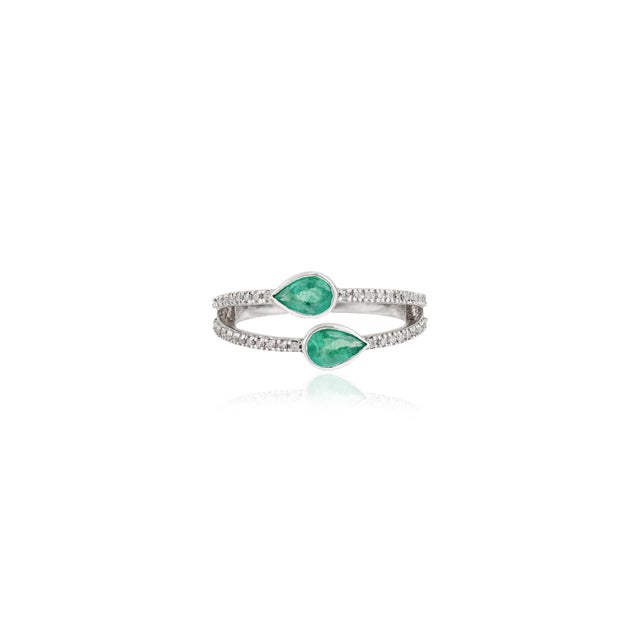 14k White Gold Double Band Ring With Pear Shape Natural Emeralds & Diamonds Size 5 For Sale - Image 4 of 15
