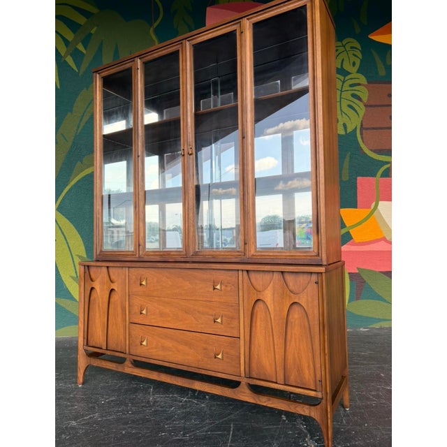 Broyhill Brasilia Mid Century Broyhill Brasilia Hutch For Sale - Image 4 of 16