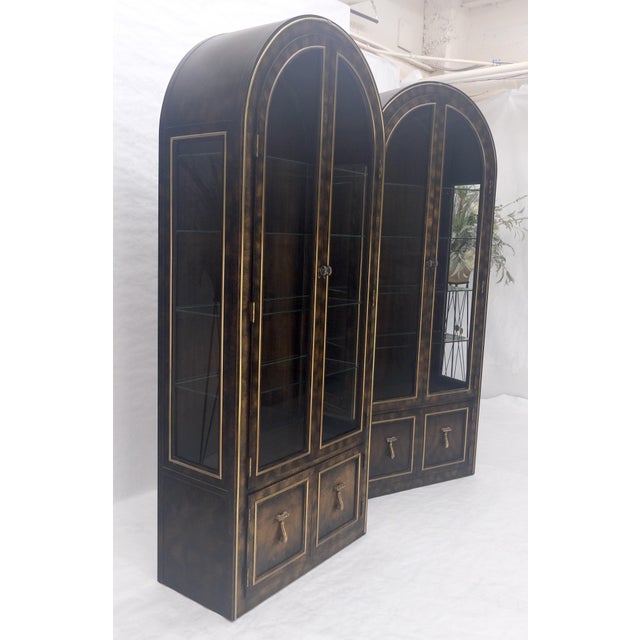 Olive Pair of Burl Wood Dark Olive Green Dome Shape Vitrine Cabinets Mastercraft MINT For Sale - Image 8 of 18