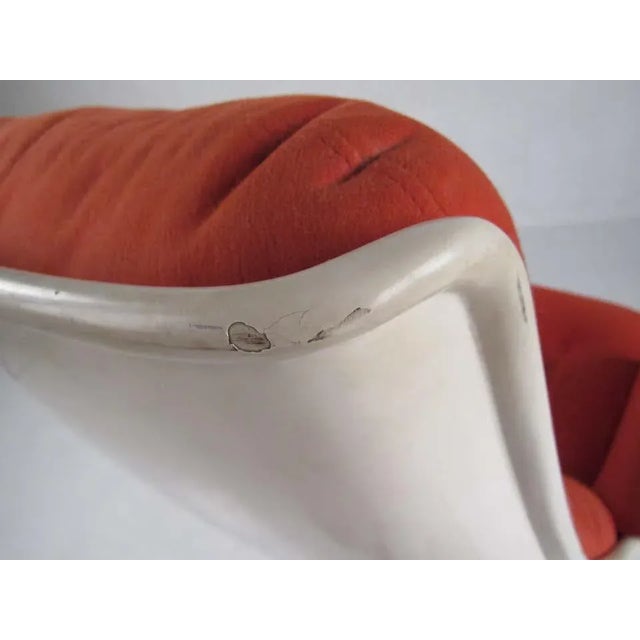 Pair of Mid Century Fiberglass Swivel Lounge Chairs For Sale - Image 11 of 13