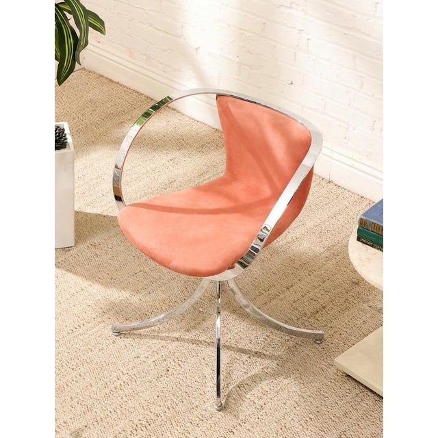 Vintage 1970s Chrome Halo Swivel Armchair in Blush Velvet For Sale - Image 4 of 9