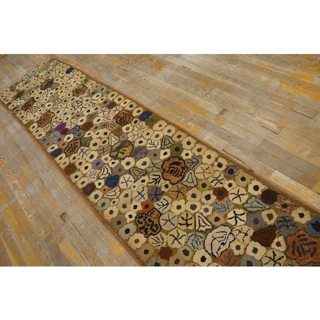 Early 20th Century American Hooked Rug ( 2' x 15'8" - 60 x 478 ) American Hooked Rugs Contemporary American Hooked carpet...