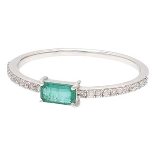 Natural 0.31 cts Zambian emerald & 0.14 cts diamond ring 14k gold For Sale