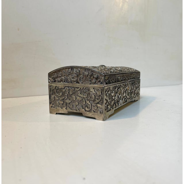 Metal Vintage Jewelry Box in White Metal, 1980s For Sale - Image 7 of 9