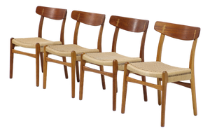 Vintage Dining Chairs in Oak by Hans J. Wegner for Carl Hansen & Søn, 1950s, Set of 4