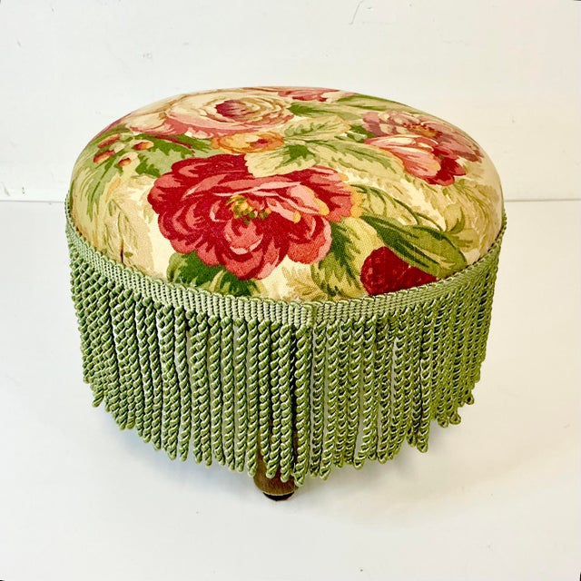 1960s Vintage English Garden Roses Linen & Sage Fringe 3-Legged Footstool, Newly Re-Upholstered For Sale - Image 9 of 13