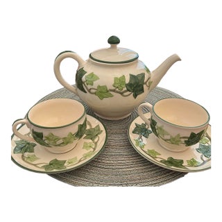 1950s Mid Century Modern "I Love Lucy" Franciscan Ivy Teapot and 2 Cups and Saucers For Sale