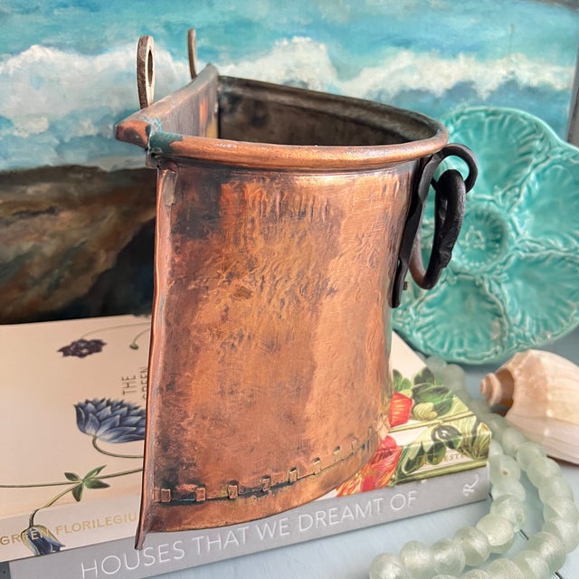 Vintage Dovetailed Copper Bin With Forged Iron Handle For Sale In San Antonio - Image 6 of 9