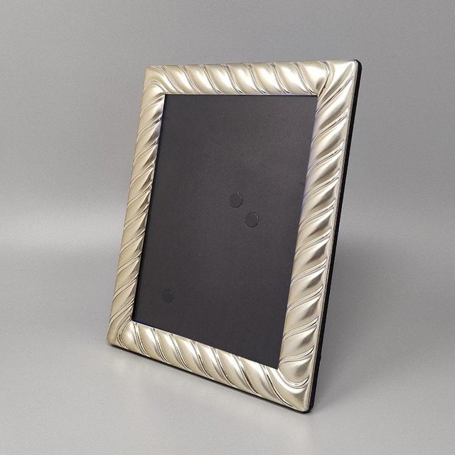 1970s Gorgeous photo frame in silver plated with glass . Made in Italy. The item is in excellent condition . Photo size is...