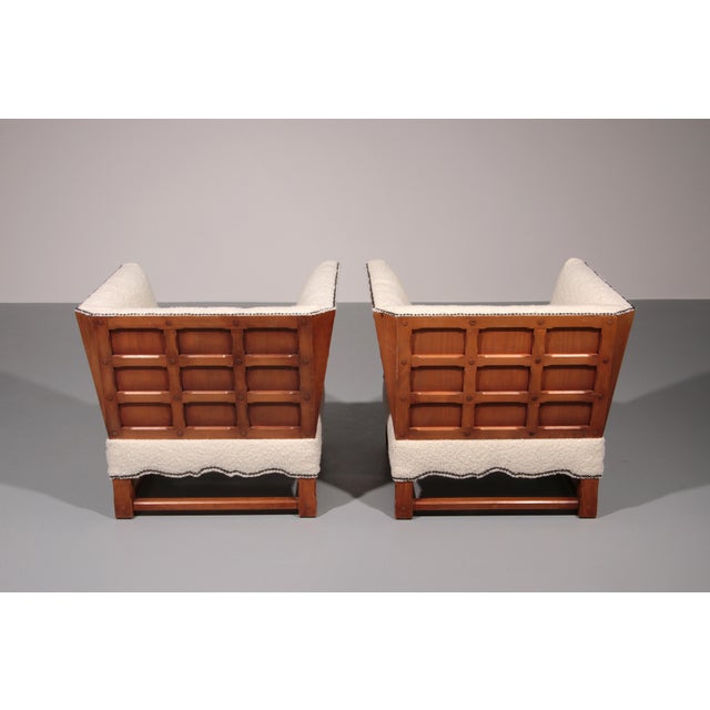 These exquisite 1930s oak and beech "Spanish" armchairs, designed by Elias Barup for Gärsnäs of Sweden, are a testament to...