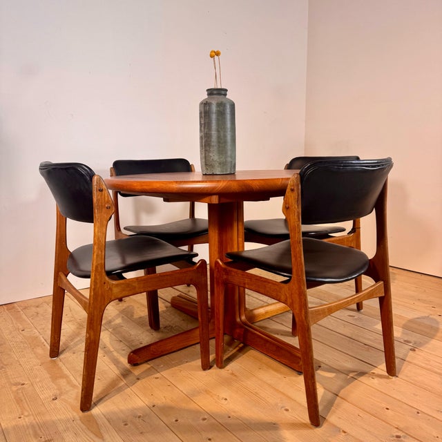 Extending Round Dining Table in Teak, 1960s For Sale - Image 3 of 10