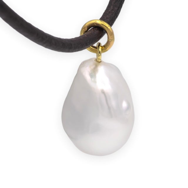 Metal Vintage 18k Yellow Gold Baroque 22mm Pearl Pendant Leather Cord Necklace 23.5" For Sale - Image 7 of 9