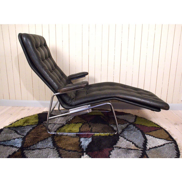 1960s Swedish Tiltable Leather and Chrome Model Fenix Chaise Lounge by Sam Larsson for Dux, 1960s For Sale - Image 5 of 13