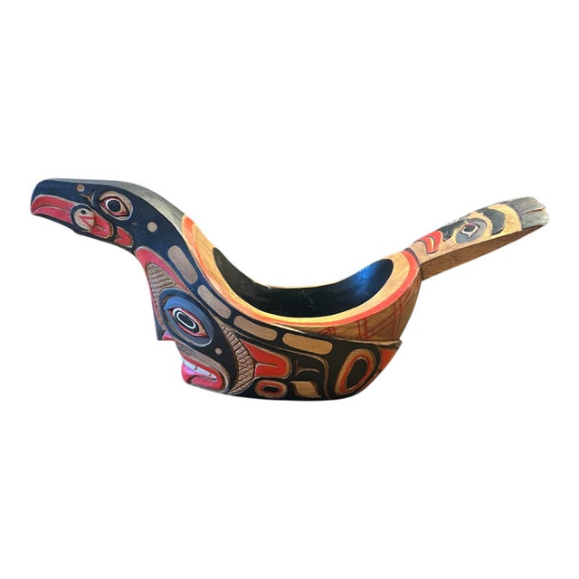 Carved Triple-Faced Bird Bowl in the Northwest Style For Sale - Image 9 of 11