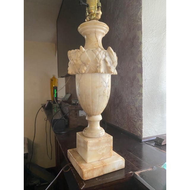 Neoclassical Mid 20th Century Neoclassical Carved Stone Italian Alabaster Urn Lamp For Sale - Image 3 of 11