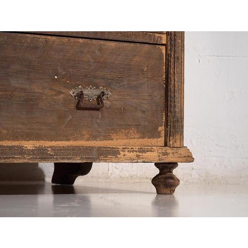 Antique chest of drawers with dark patina (c.1920)Dimensions: Length: 128 cm Depth: 65 cm Height: 99 cmStyle: French...