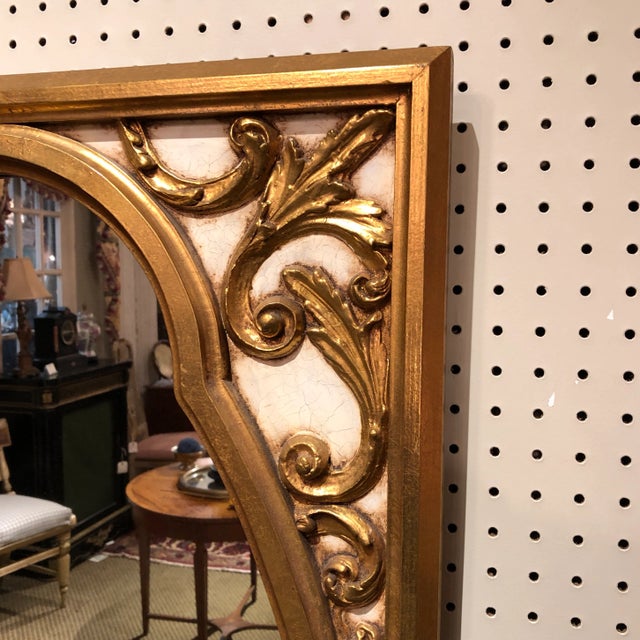 Rococo Mid 20th Century Italian Florentine Giltwood Mirror For Sale - Image 3 of 6
