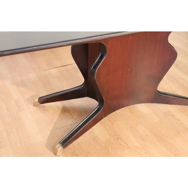 Mahogany and Black Glass Dining Table by Osvaldo Borsani for Fratelli Turri, Italy, 1950s For Sale - Image 11 of 13