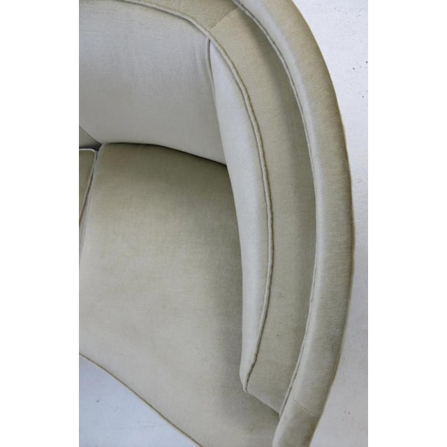 Beige Scandinavian Modern Art Deco Curved Banana Sofa in Beige Velvet-Velour, Denmark, 1940s For Sale - Image 8 of 18