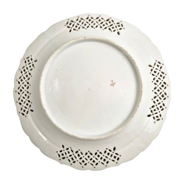 Chelsea-Style Reticulated Porcelain Plates from Samson, 1860s, Set of 3 For Sale - Image 10 of 12