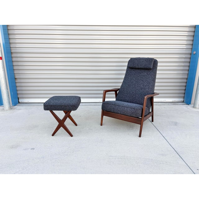 1960s Mid Century Walnut Recliner Lounge Chair & Ottoman by Alf Svensson for Dux For Sale - Image 5 of 15