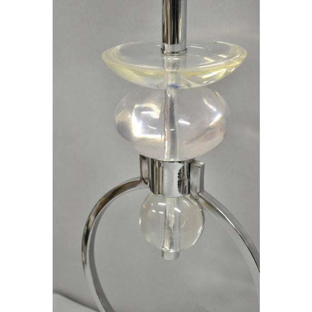 Vintage Postmodern MCM Hivo Van Teal Sculptural Lucite & Chrome Table Lamps Pair For Sale - Image 11 of 12