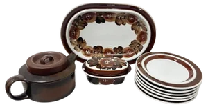 Rosmarin and Ruska Service attributed to Ulla Procopé for Arabia, Finland, 1960s, Set of 9