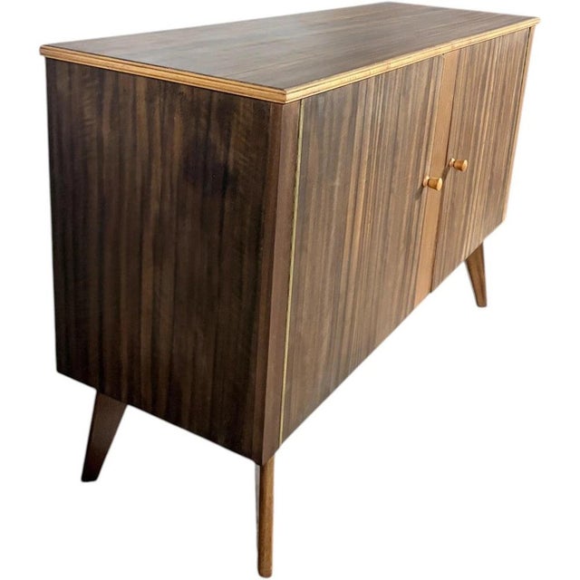 Mid-Century Sideboard in Walnut Veneer from Morris of Glasgow, 1960s For Sale - Image 6 of 9
