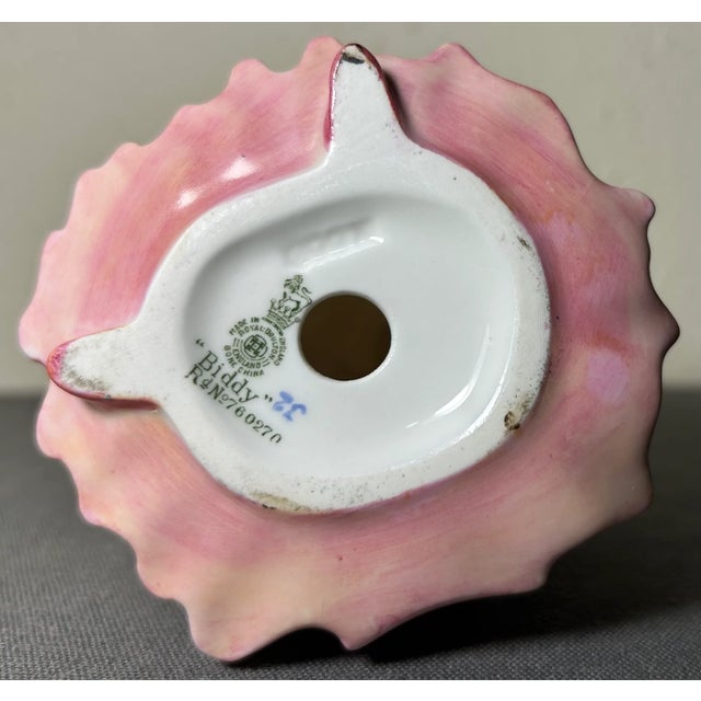 1932-1937 English Royal Doulton Porcelain Biddy Figurine (Hn 1513) (Retired) For Sale In New Orleans - Image 6 of 6