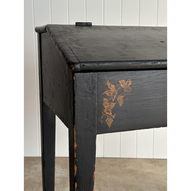 Early 19th Century Antique American Folk Art Painted Slant-Front Desk For Sale - Image 14 of 18
