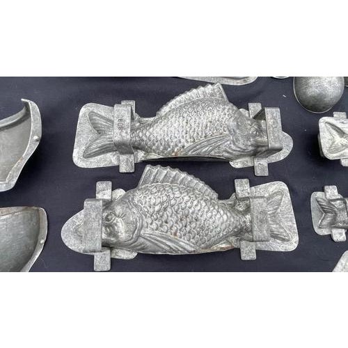 Antique Metal Chocolate Molds, 1900s, Set of 129 For Sale - Image 15 of 18