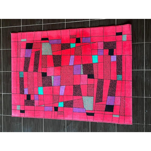Small Geometric Abstract Rug, Czechoslovakia, 1980s For Sale - Image 4 of 7