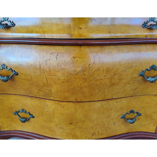 Vintage Italian Rococo Style Burl Wood 3-Drawer Bombe Commode Chest For Sale - Image 9 of 13