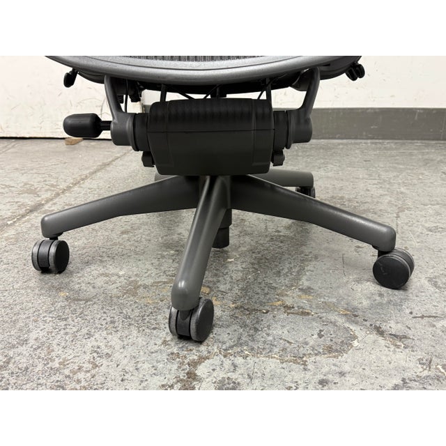 Herman Miller Aeron Office Chair, Size B For Sale - Image 9 of 12