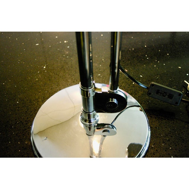 BL1 Table Lamp in Chrome-Plated Metal by Robert Dudley, 1980 For Sale - Image 4 of 9