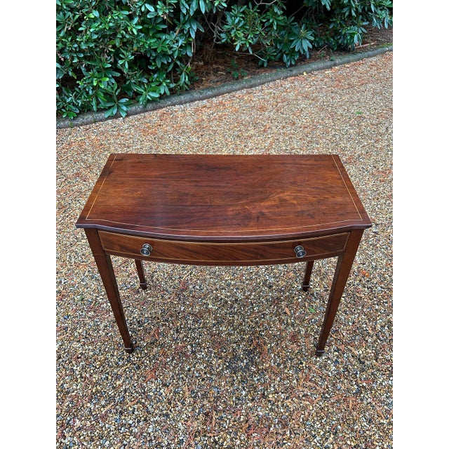 Antique Georgian Mahogany Bow-Fronted Inlaid Side Table, 1790 For Sale - Image 4 of 9