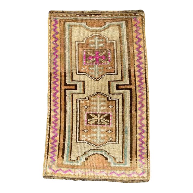 Turkish Yastik Rug 1'7" x 2'5" For Sale