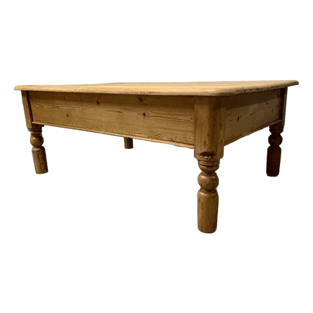 19th Century English Pine Coffee Table For Sale