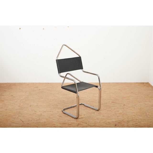 Type 22 the Clamp Cantilever Chair with Chrome-Plated Tubular Steel and Black Leather from Ulysses Müller, 1989 For Sale - Image 4 of 15