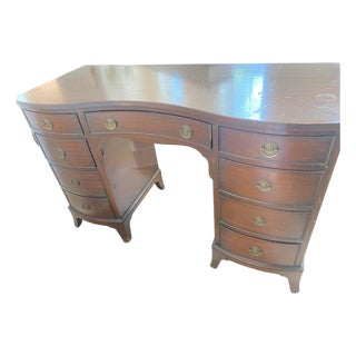 1930s Vintage Kidney-Shaped Mahogany Desk For Sale