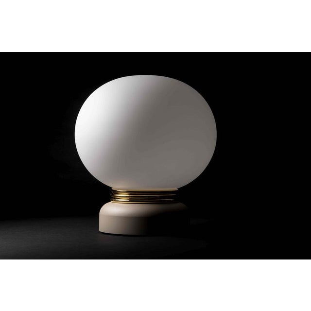 Karen represents a nostalgic project that contains memories and experiences. A lamp that represents the perfect synthesis...