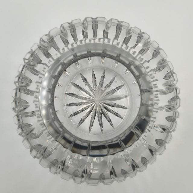 1960s Mid-Century Modern Italian Cut Crystal Spherical Vase, 1960s For Sale - Image 5 of 6